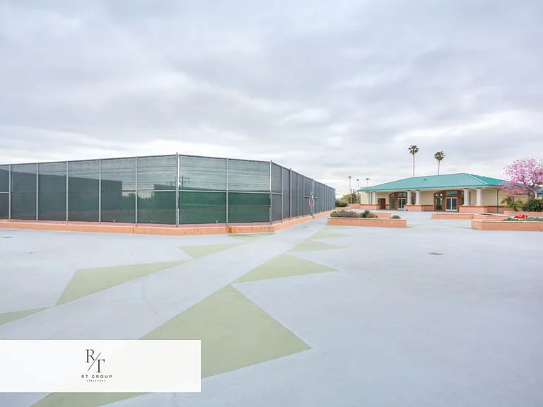 580 W Main St #302 — Photo 34
