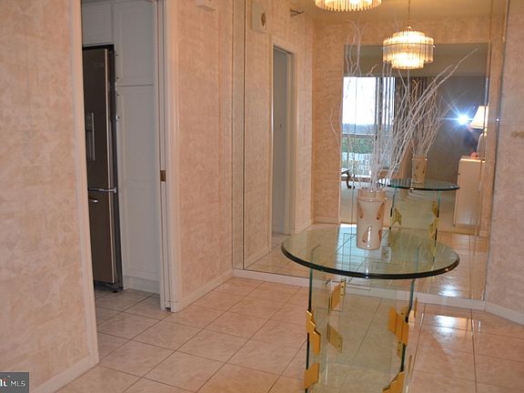 5th image of 5800 Nicholson Ln #1-1106