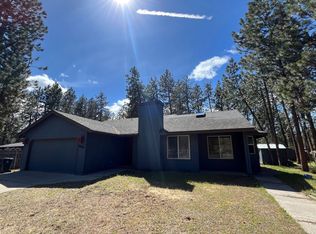 19556 Manzanita Ln, Bend, OR 97702