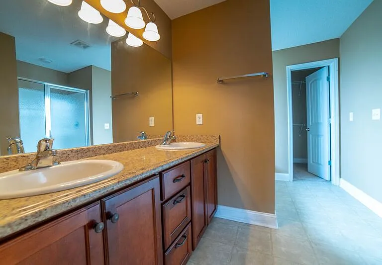 211 Augusta Way — Photo 25