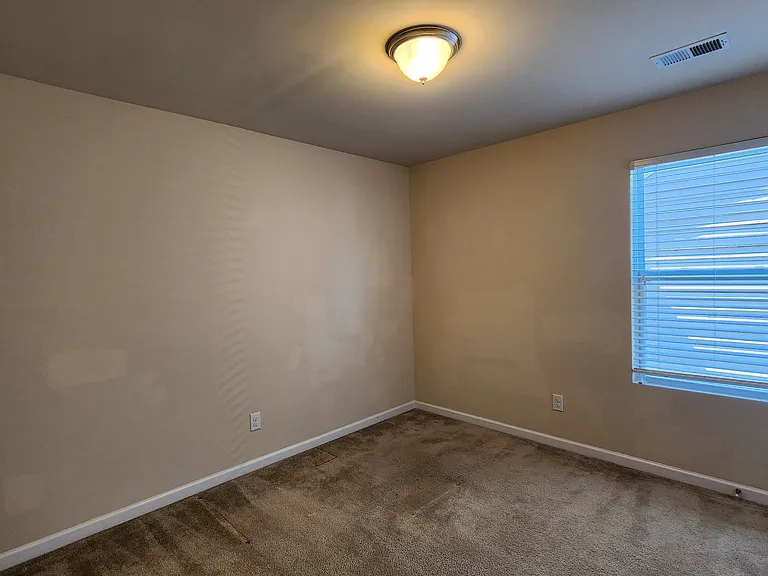 508 Knothole Ln — Photo 16