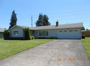 2099 Otto St, Springfield, OR 97477