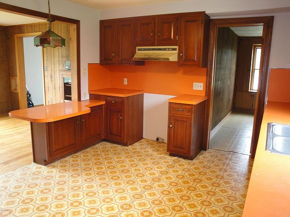 5th image of 109 Marydale St