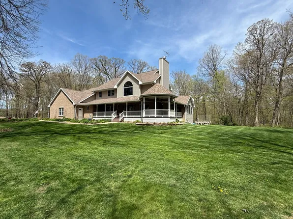 11307 Timber Lane Rd, Lena, IL 61048