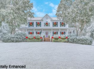 210 Daytona Dr, Hardy, VA 24101