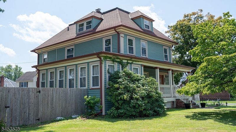 1st image of 288 Paterson Ave