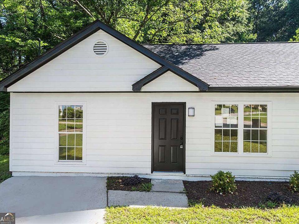 1st image of 245 Antebellum Cir