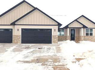 645 Sunset Rdg, Green Bay, WI 54313