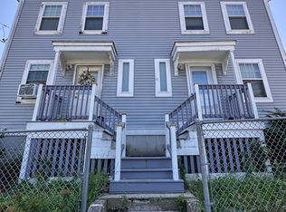 15 Ellington St, Dorchester, MA 02121