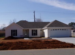 908 Firestone Ave, Muscle Shoals, AL 35661