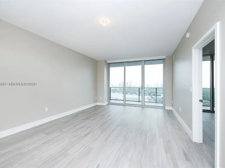 16385 Biscayne Blvd #2616 — Photo 5