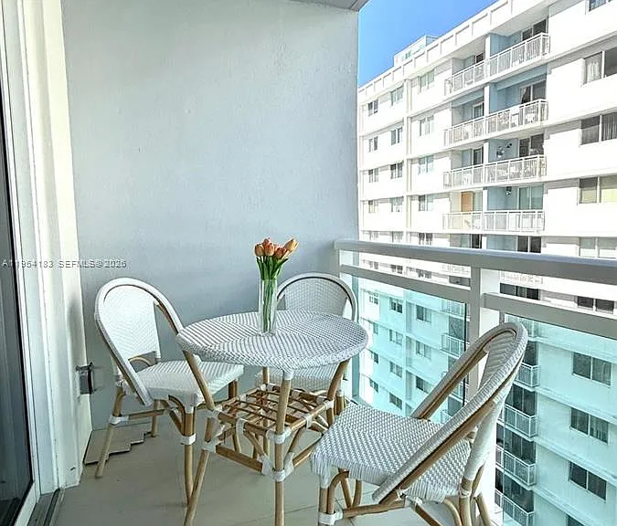 6917 Collins Ave #1206 — Photo 14