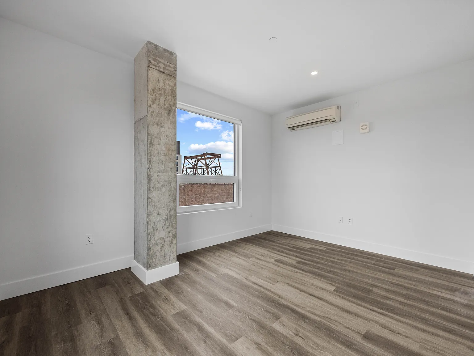 30 Broad Street — Photo 3
