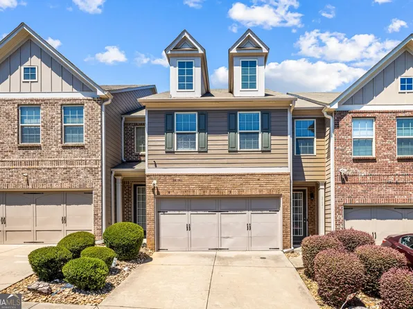 2121 Spicy Pine Ln, Lawrenceville, GA 30044