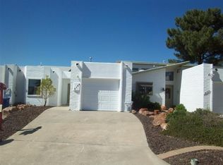 6104 Escondido Dr, El Paso, TX 79912