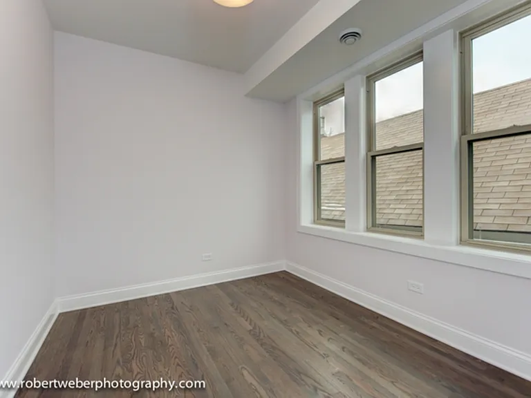 2329 W Barry Ave #1 — Photo 6