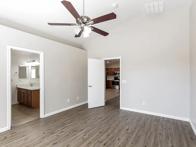 4337 W Saint Kateri Dr — Photo 10