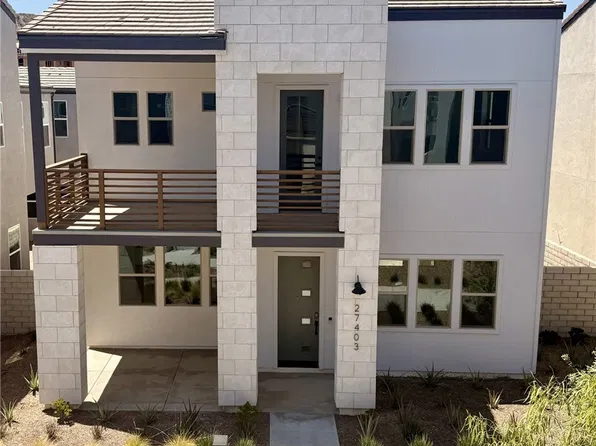 27403 Creekwood Ln, Valencia, CA 91381