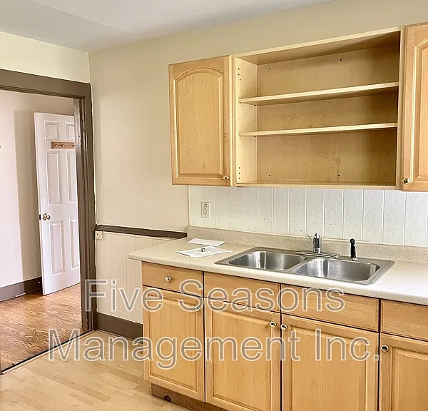 76 N Union St #7 — Photo 19