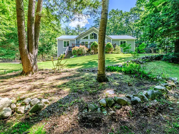 10 Bear Point Road, Harrison, ME 04040