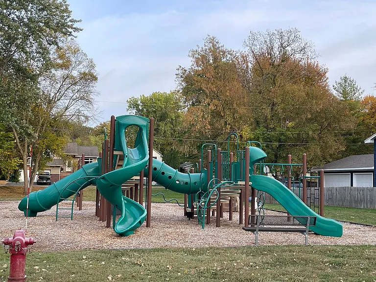 2131 Basswood LN mound, MN 55364 (4-plex) — Photo 9