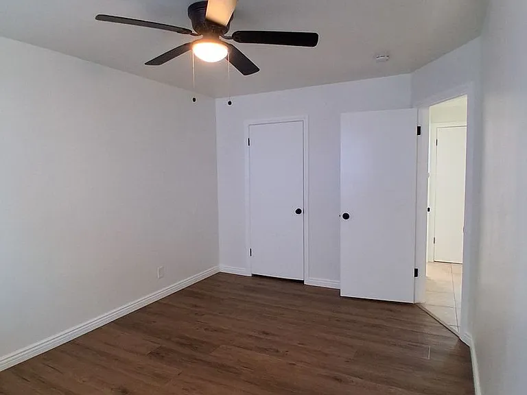 1312-1322 E Bulldog Ln — Photo 11