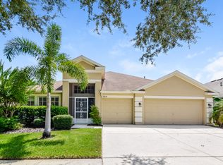 7614 Nottinghill Sky Dr, Apollo Beach, FL 33572