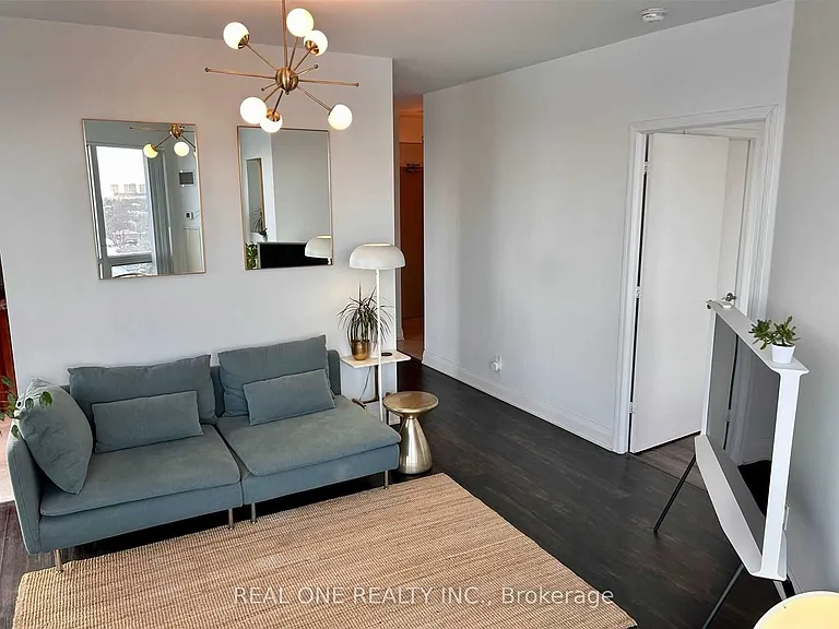 60 Byng Ave #910 — Photo 6
