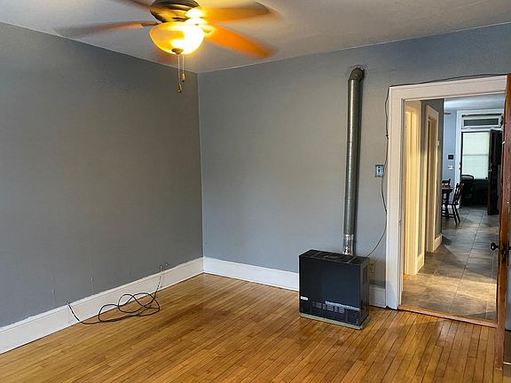 2nd image of 2728 S Christiana Ave #1