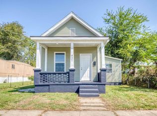 437 6th St, Henderson, KY 42420