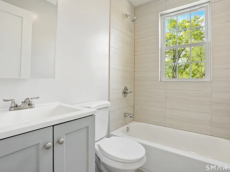 173 Wellsville Ave #B — Photo 11
