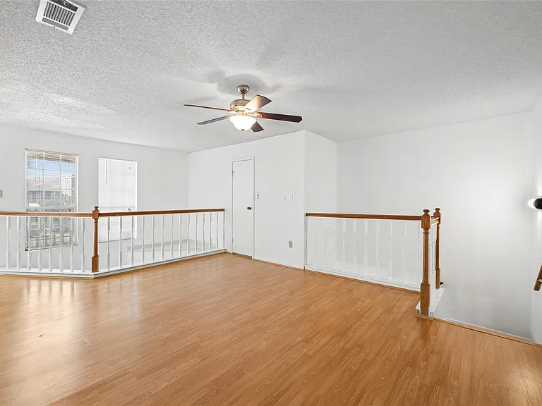 7575 Cambridge St #1304 — Photo 32