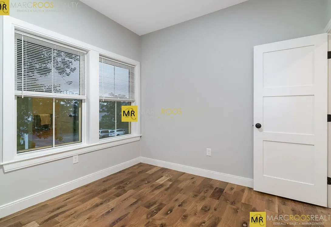 2 bed, 650 sqft, $2,600 — Photo 4