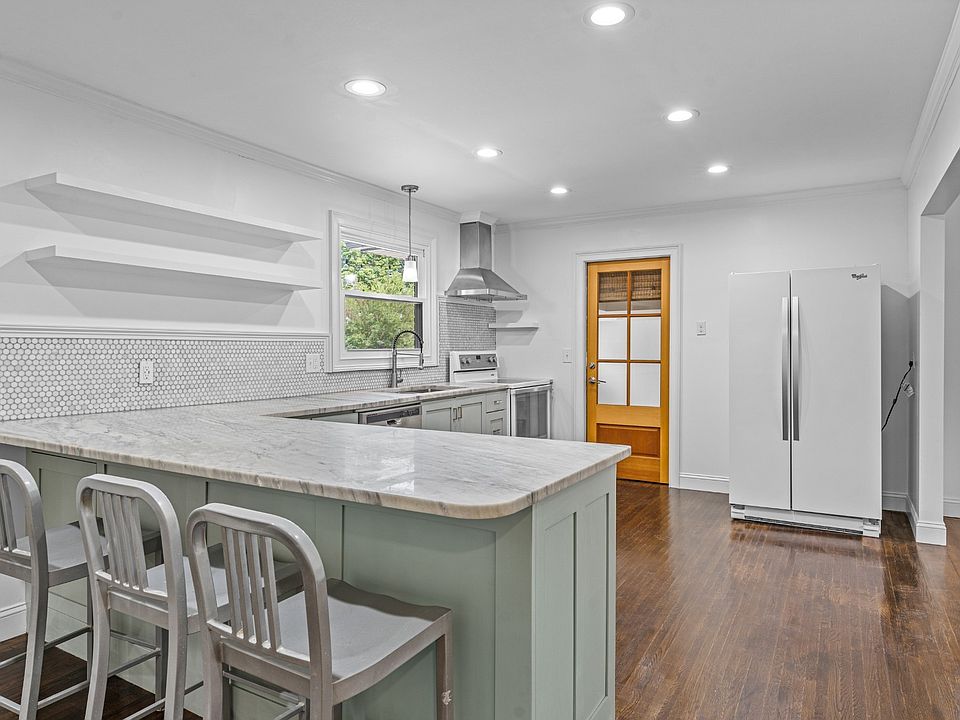 1st image of 522 Stone Blvd