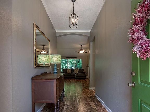 4th image of 3614 Creekstone Ct