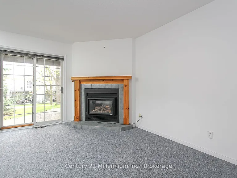 146 Settlers Way #36 — Photo 5