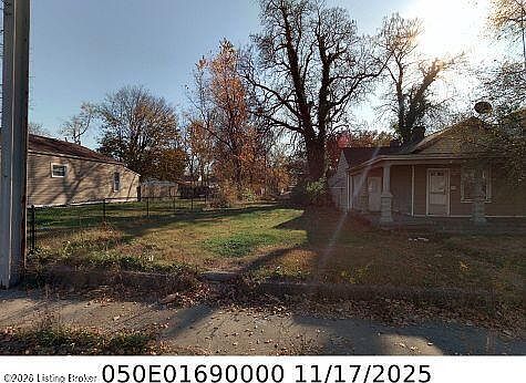 1st image of 610 Winkler Ave