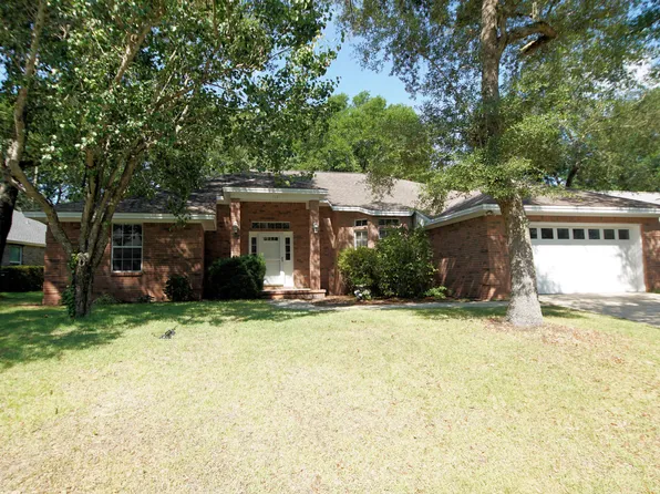 1631 Parkside Cir, Niceville, FL 32578