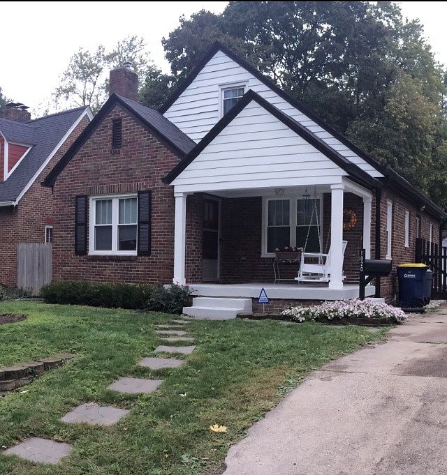 New siding and fresh paint!