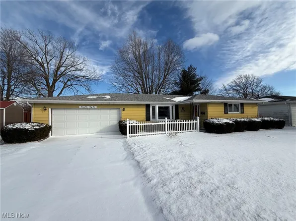 2435 Didrickson Dr, Lorain, OH 44053