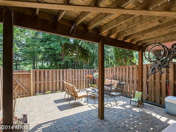 3rd image of 6103 Summer Park Ln