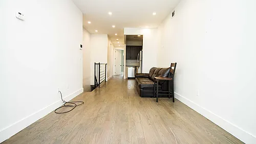 2025 Grove St #1A Photo 1 2025 Grove St #1A Photo 1