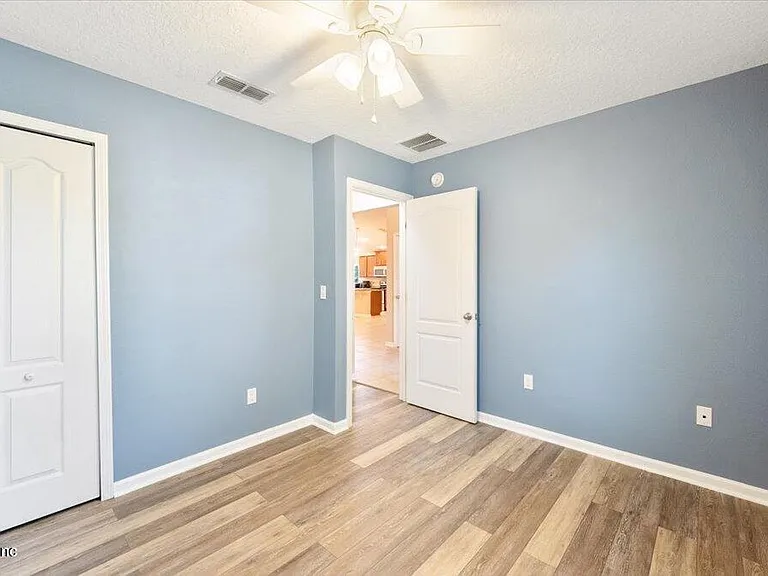 16050 Dowing Creek Dr — Photo 22