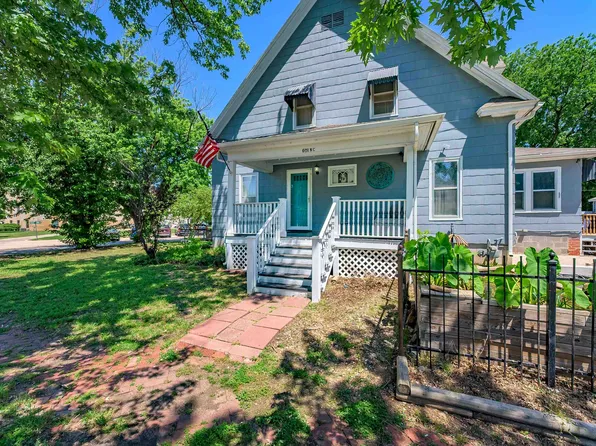 501 N C St, Wellington, KS 67152