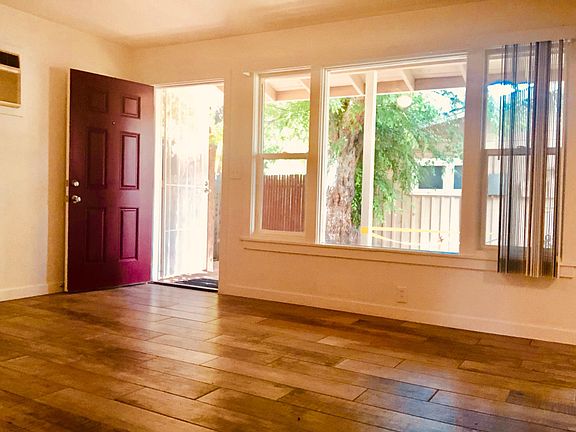 2nd image of 2810 Pope Ave #C