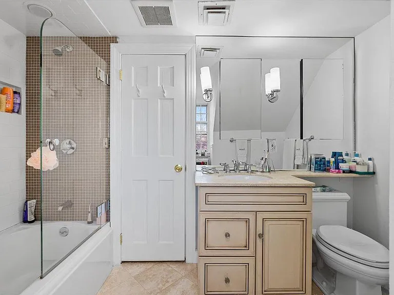 146 Arnold Rd — Photo 16