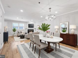 3004 S Glebe Rd, Arlington, VA 22206