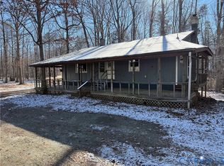 360 Clinton Rd, Cumberland, VA 23040