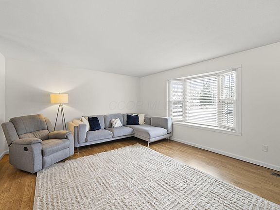 3rd image of 6866 Harlem Rd