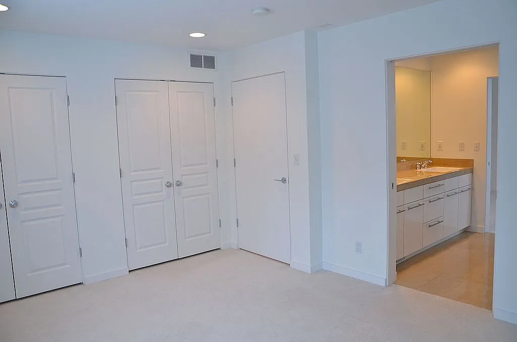 5706 Woodduck Way photo 1